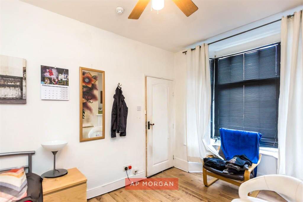 House in Redditch, Mount Pleasant, Headless Cross - View 6