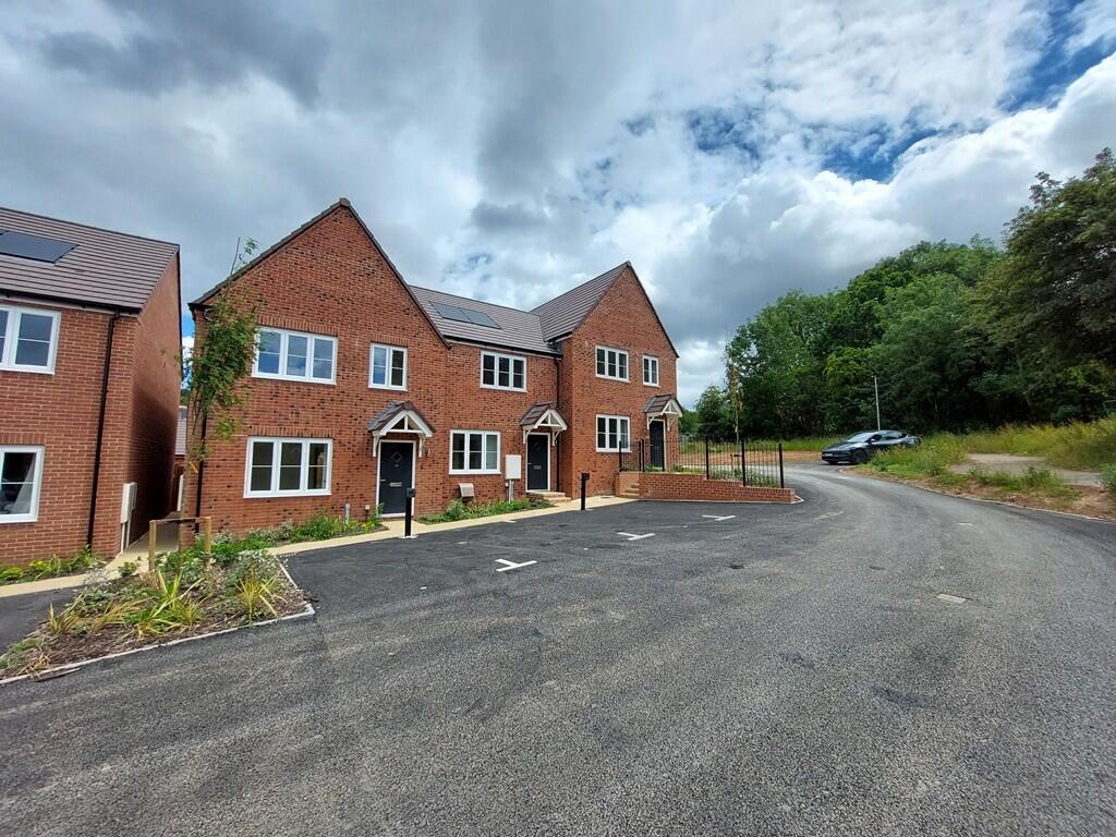 Main image of property: HOPFIELDS,
Leadon Way,
Ledbury,
HR8 2WF