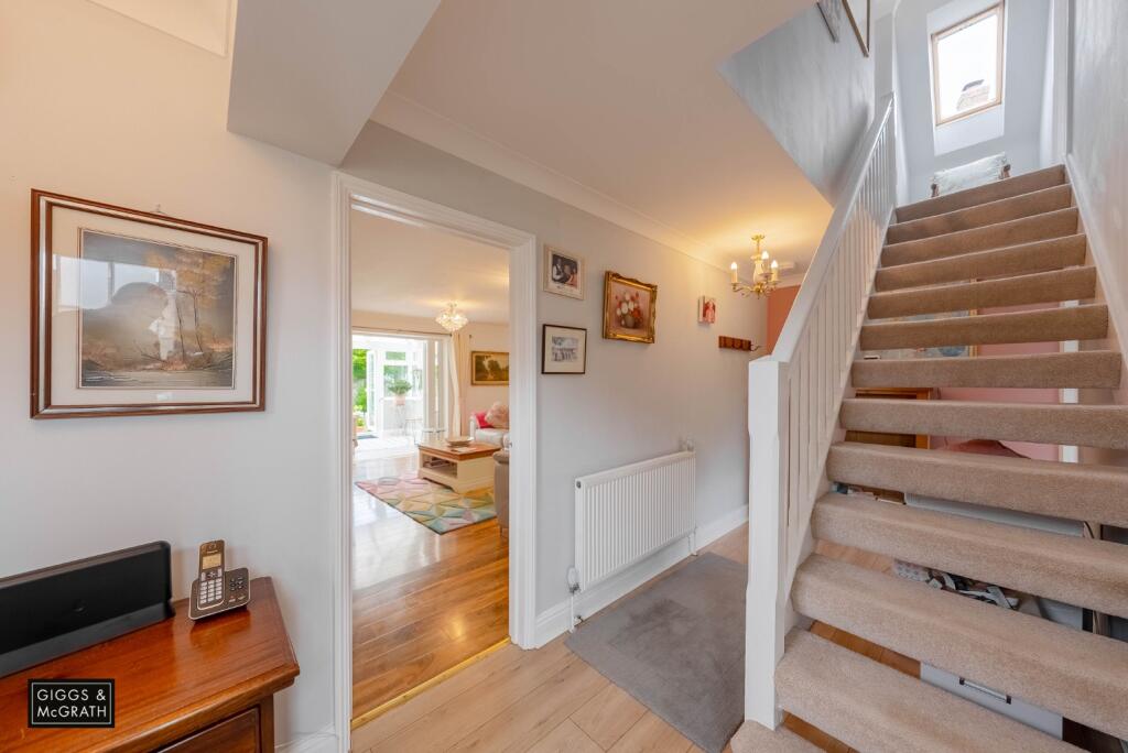 House in Huntingdonshire, Grafham - View 5