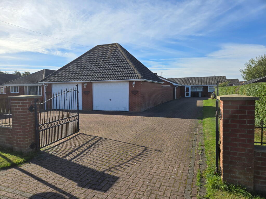 4-bed detached on Croft Lane, Wainfleet All Saints, Wainfleet, PE24 4PA, £375,000