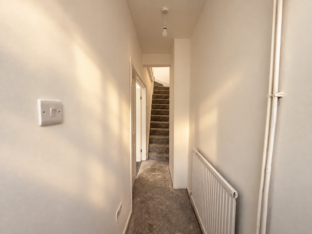 House in Clydach Vale, Cwm Clydach - View 3