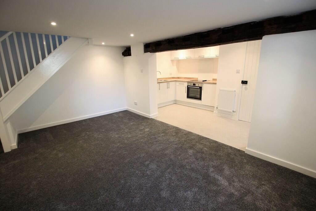 House in Warminster, Wiltshire - View 4
