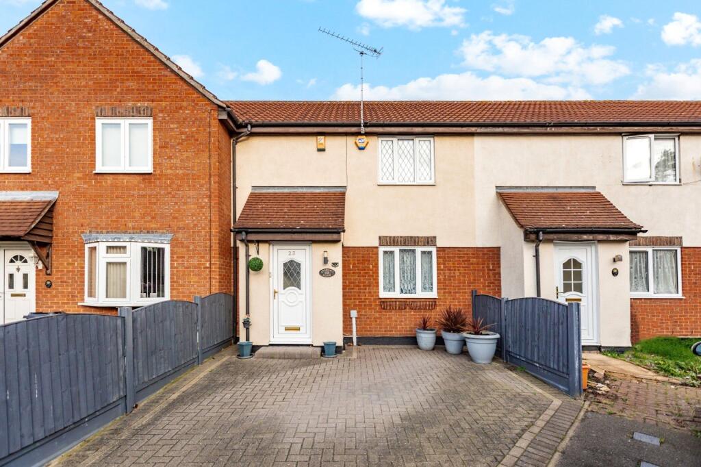 Main image of property: Larch Close, Laindon, Basildon, Essex, SS15