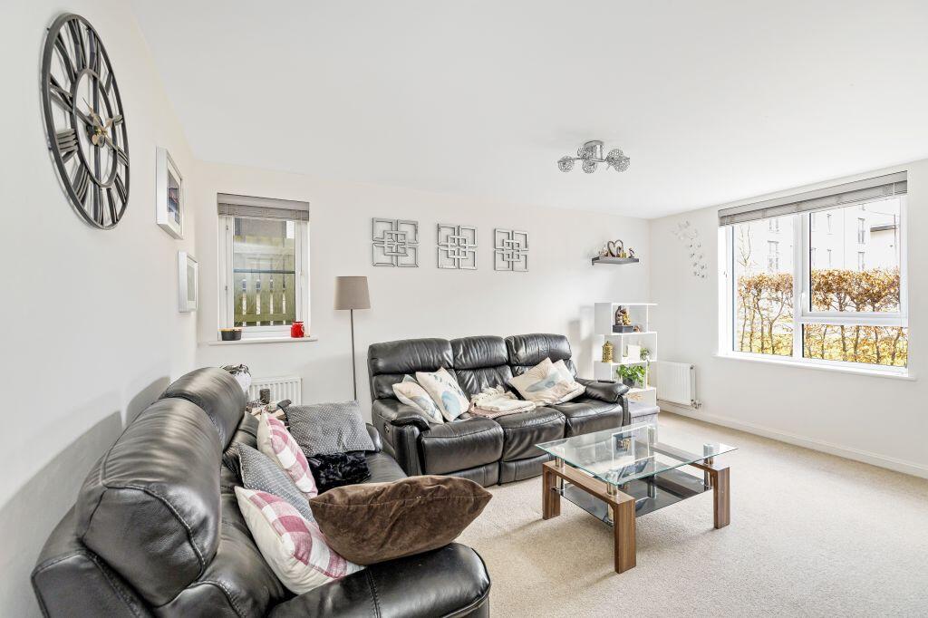 House in Edinburgh, Gogarloch, South Gyle - View 5