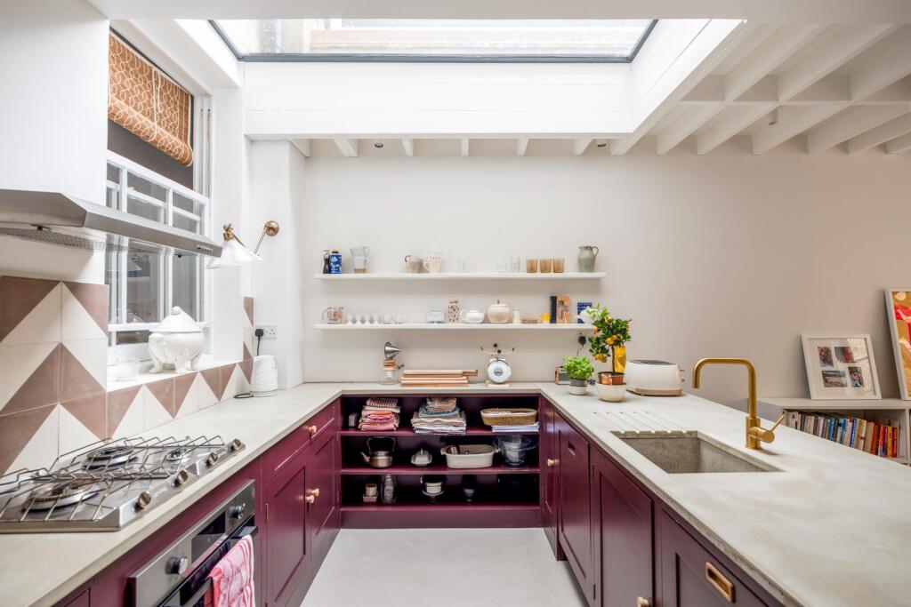 Main image of property: Ferndale Road, London SW9