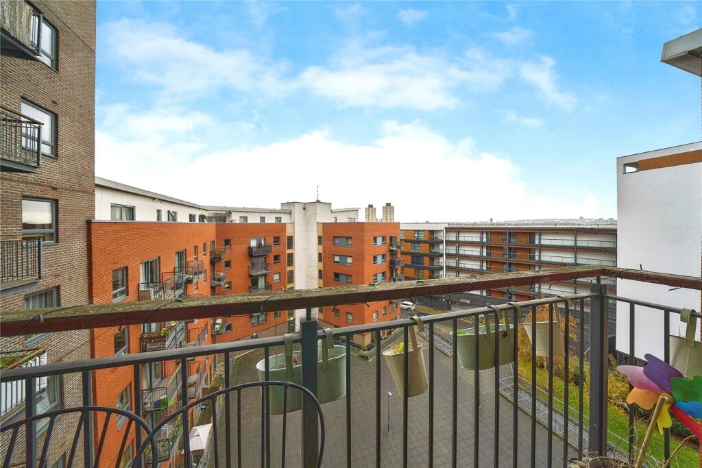 Cam Road, London, E15 - View 4