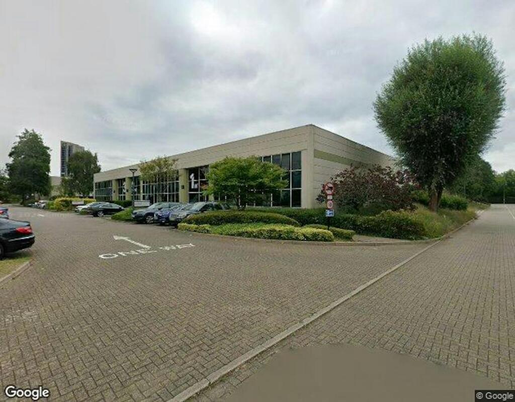 Main image of property: 8 Millfield House, Woodshots Meadow, Watford, WD18 8YX