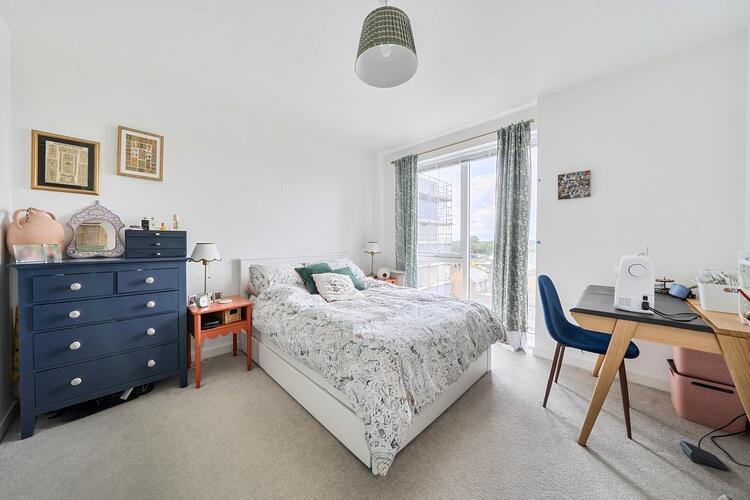 Apartment in London - More