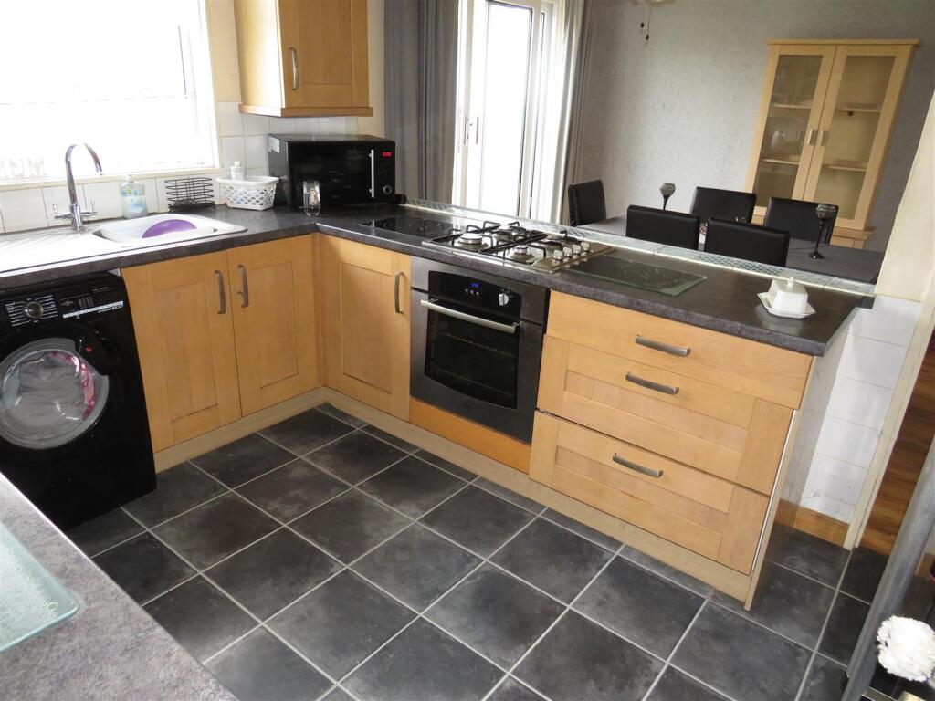 House in Solihull, Smith's Wood - View 5