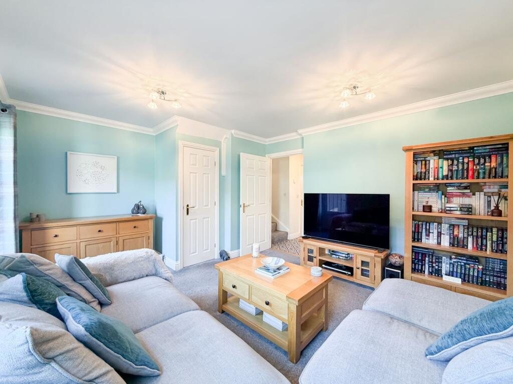 House in East Suffolk, Grange Farm, Kesgrave - View 5