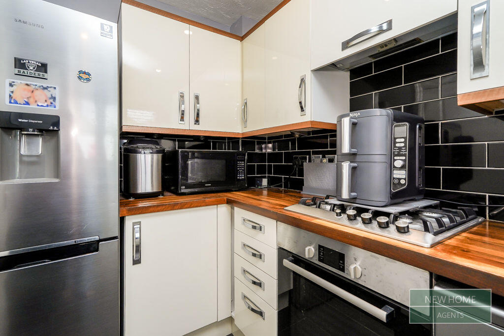 House in North Kesteven, Witham St. Hughs - View 5