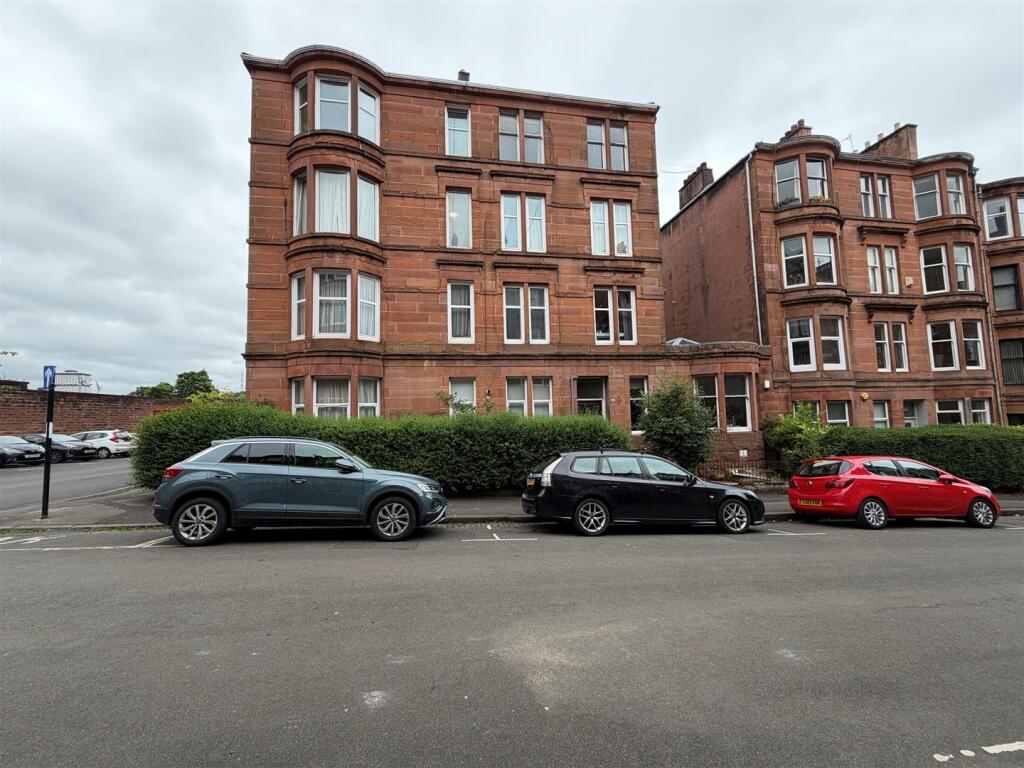 Main image of property: Lyndhurst Gardens, North Kelvinside