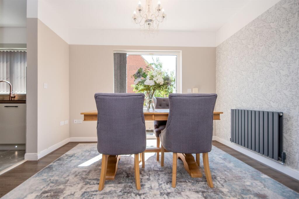 House in Desborough, North Northamptonshire - View 4