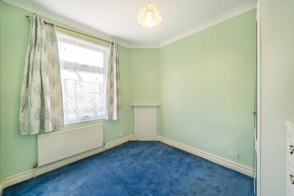 House in London - View 4