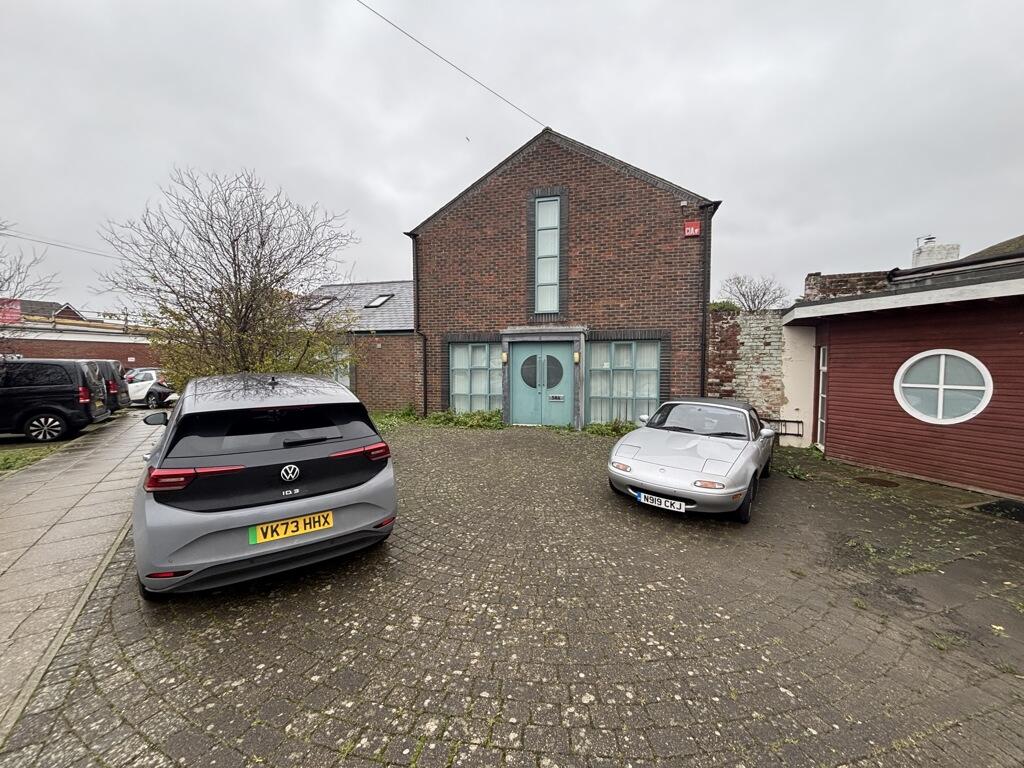 Main image of property: 58A Station Road, Hayling Island, Hampshire, PO11 0EL