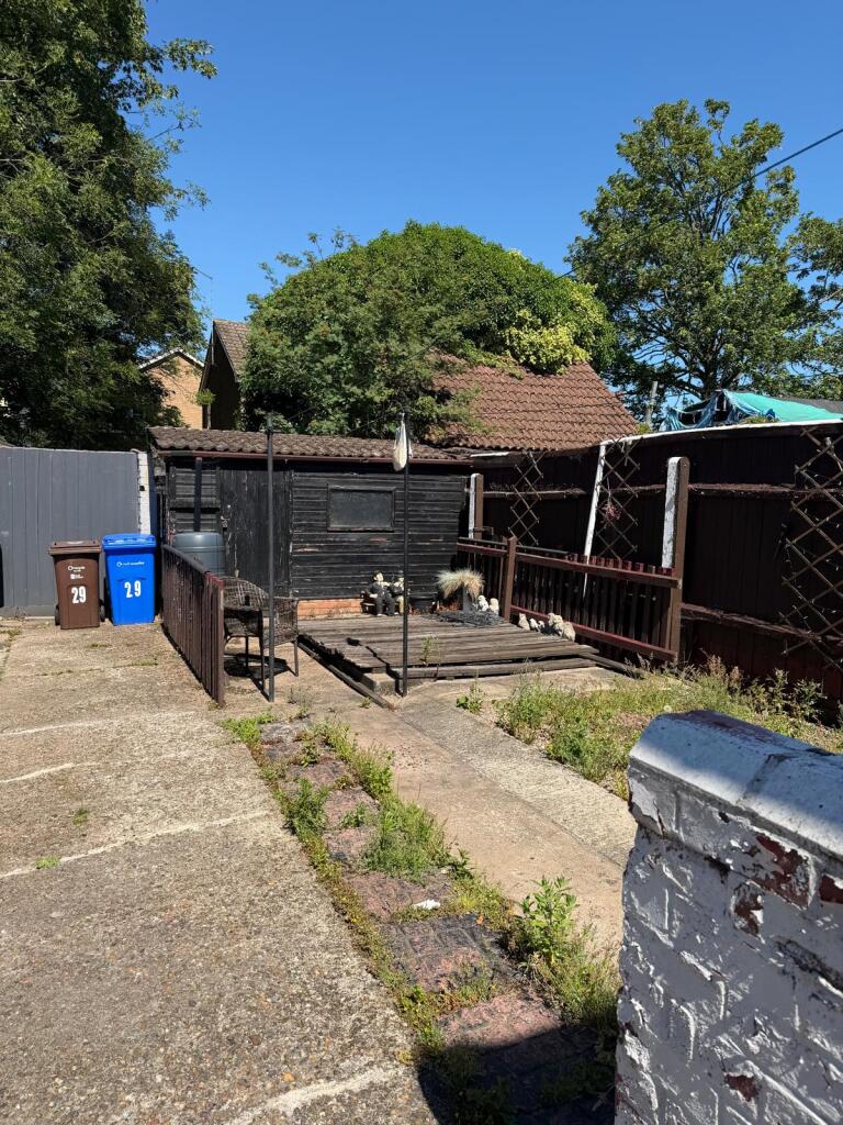 House in Hull, Kingston upon Hull - View 2