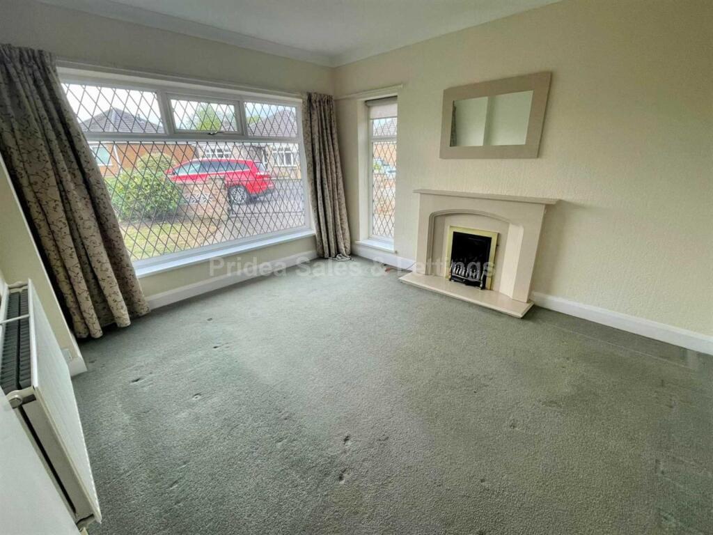 Robertson Road, North Hykeham photo 4