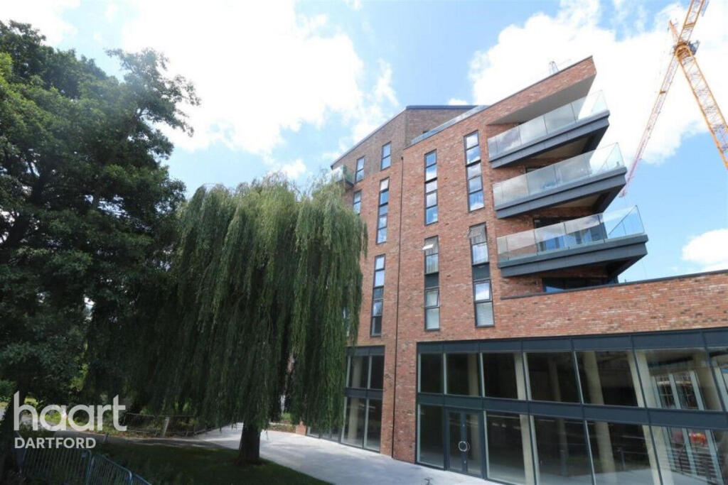 2-bed apartment on James Smith Court, Dartford, £375,000
