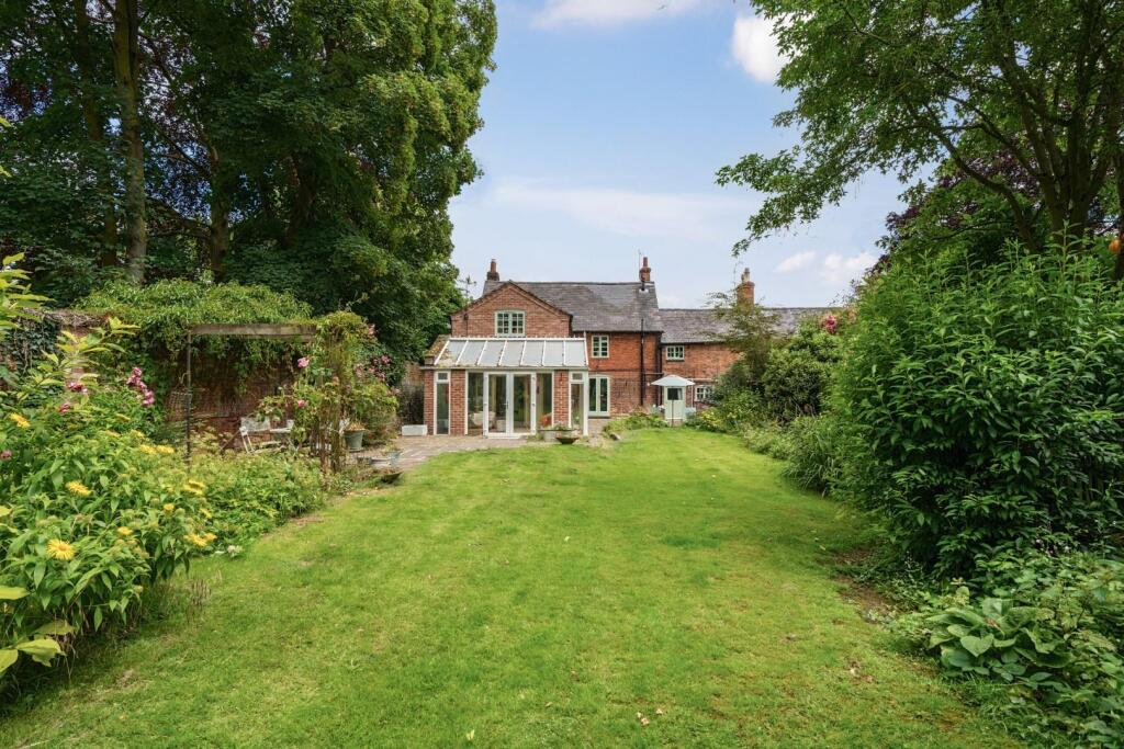 4-bed house on Main Street, Cossington, Leicestershire, £550,000