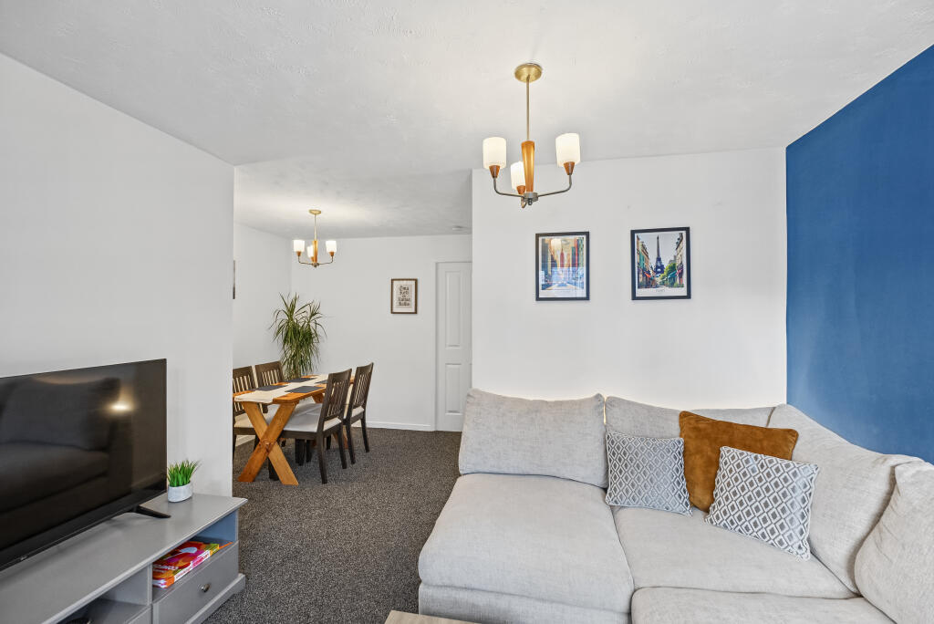 Apartment in Glasgow, Thistlebank, Deaconsbank - View 5
