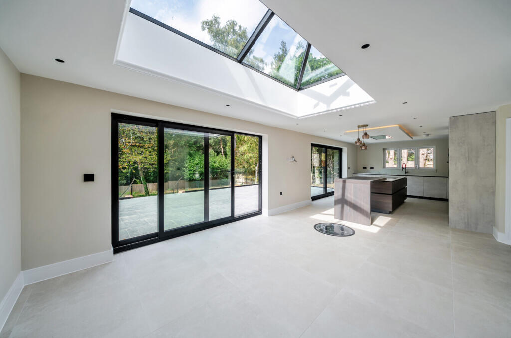 House in Southampton - View 5