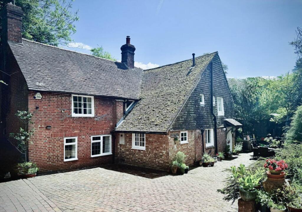 Main image of property: Cooksbridge