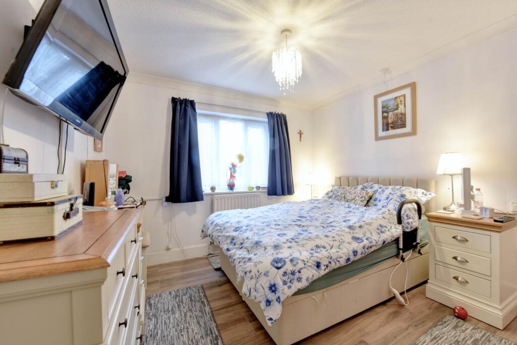 House in South Oxfordshire, Henley-on-Thames - More