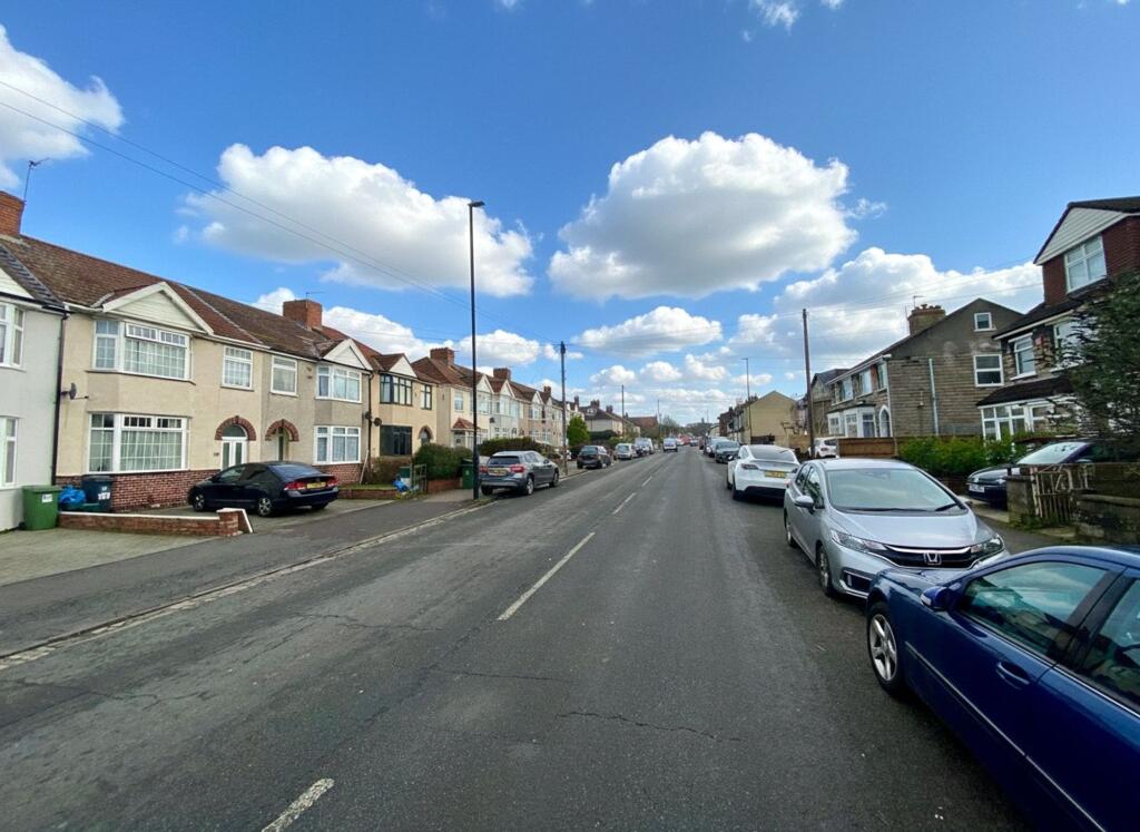 6 bedroom terraced house for rent