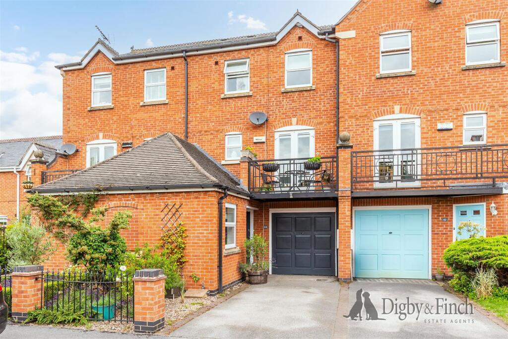 4-bed house on 44, Shaftesbury Avenue, Radcliffe-On-Trent, Nottinghamshire, £350,000