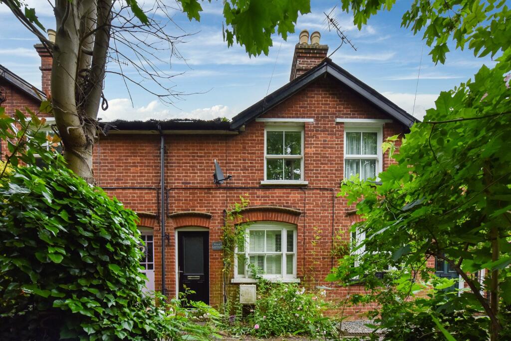 Main image of property: Oxford Road, Marlow, Buckinghamshire, SL7