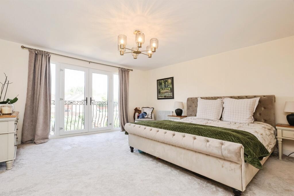 Compton Road, CRADLEY HEATH photo 5