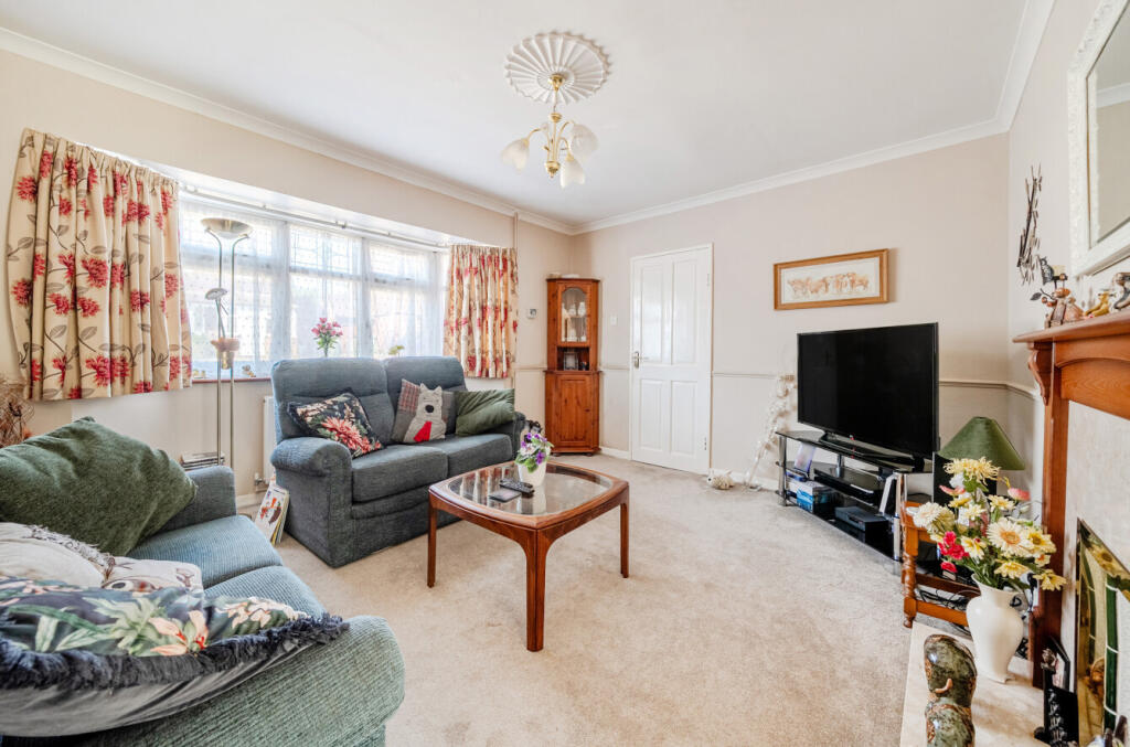 House in Guildford - View 2