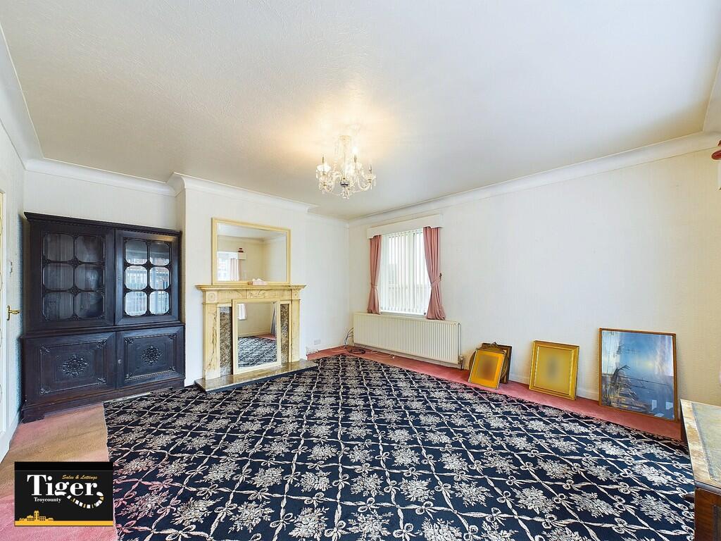 Garstang Road West, Poulton-le-Fylde photo 3