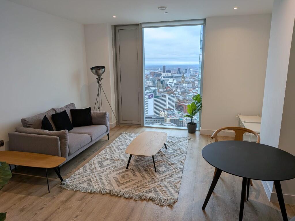 Main image of property: Anaconda cut, 100 Greengate, M3 