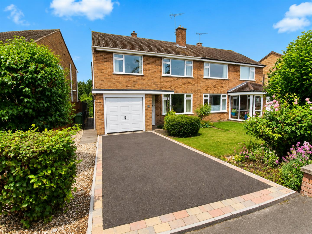 Main image of property: St. Nicolas Park Drive, St. Nicolas Park, Nuneaton