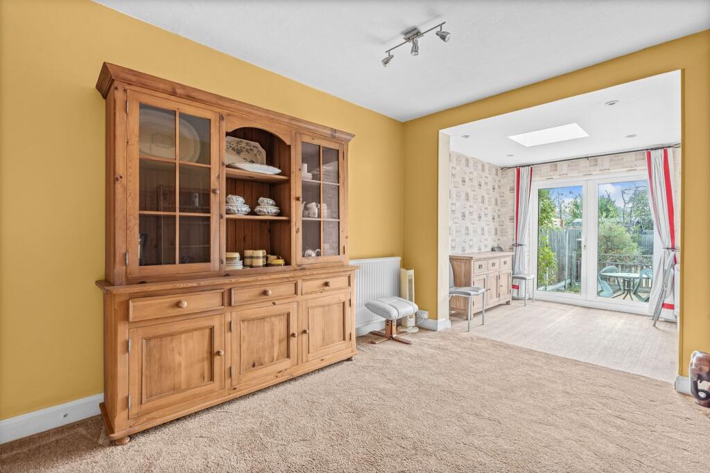 House in Twickenham - View 4