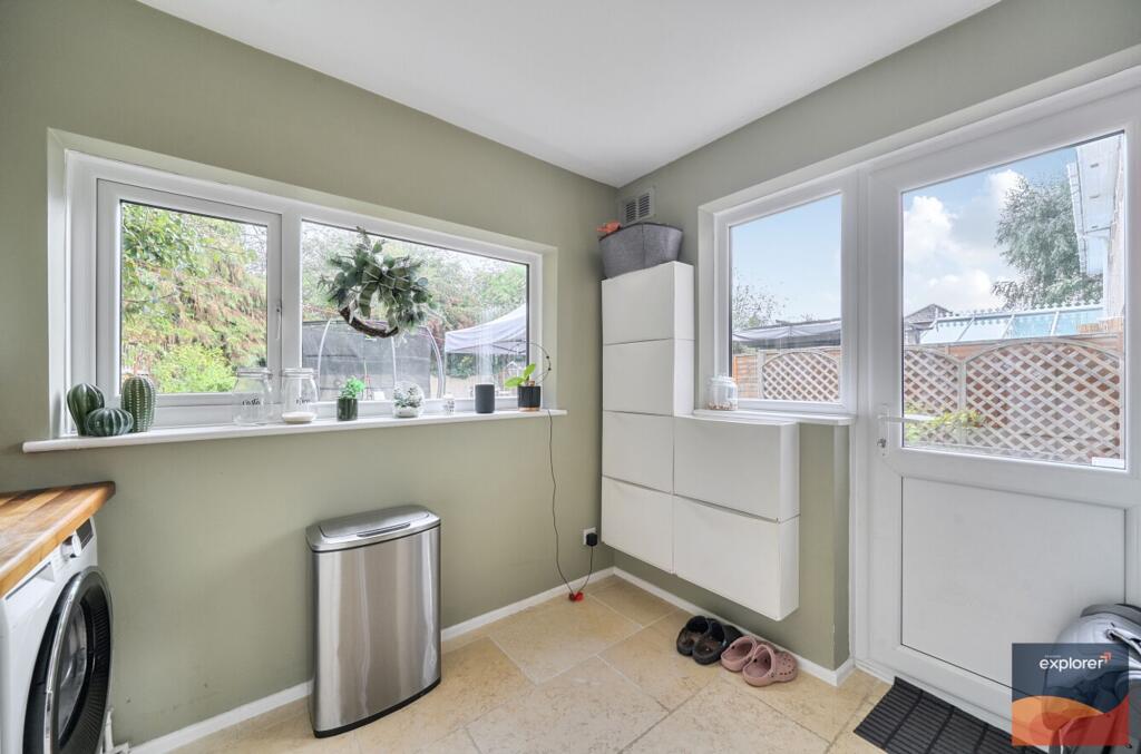 House in Reading - View 5