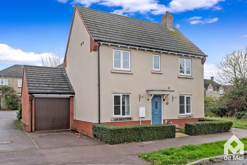 3-bed detached on Washpool Road, Bishops Cleeve, Cheltenham, GL52, £350,000