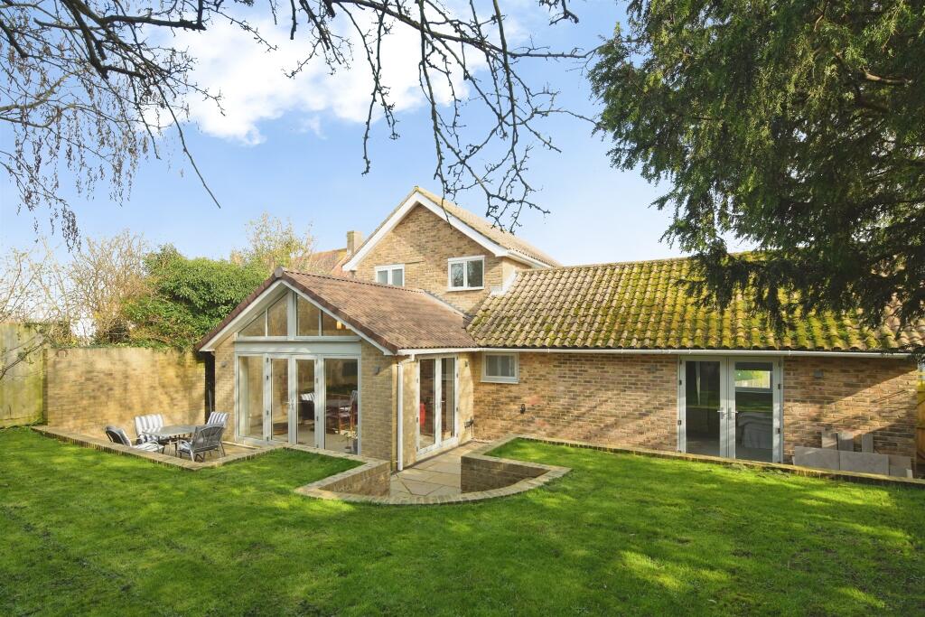 House in Brighton, Saltdean - View 3