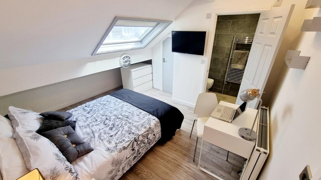 House in Leeds - View 4