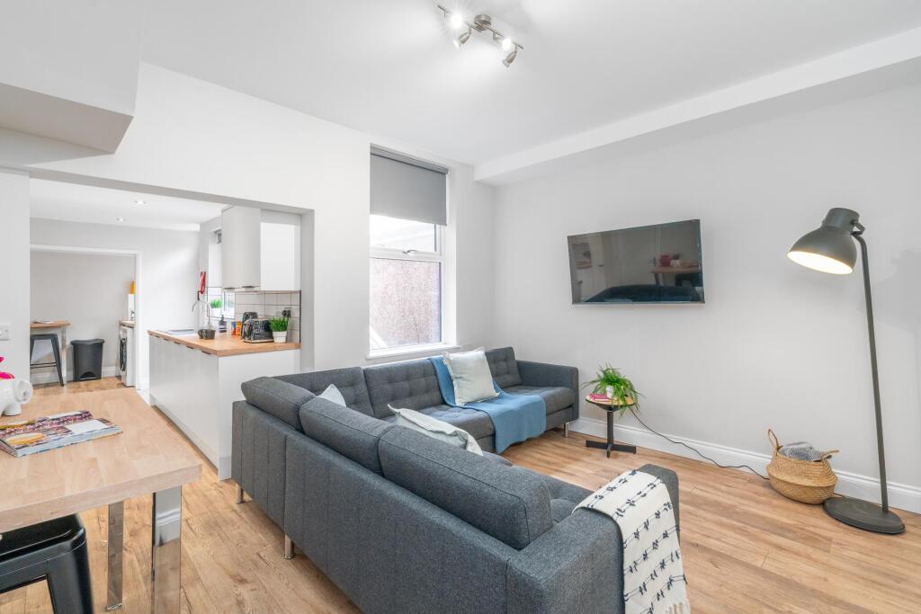 House in Leeds - View 3