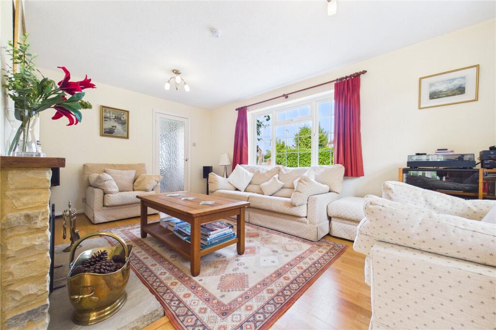 House in Burghfield - View 5