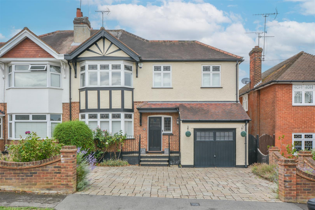 Main image of property: Kilworth Avenue, Shenfield, Brentwood