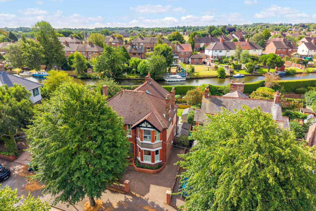 Main image of property: Grappenhall Road, Stockton Heath