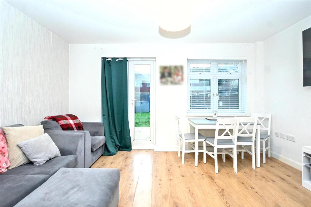 House in Eastbourne, East Sussex - View 2
