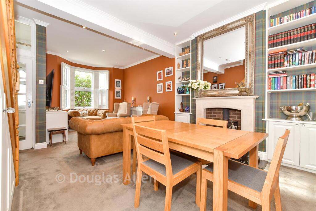 House in London, Higham Hill, Walthamstow - View 4