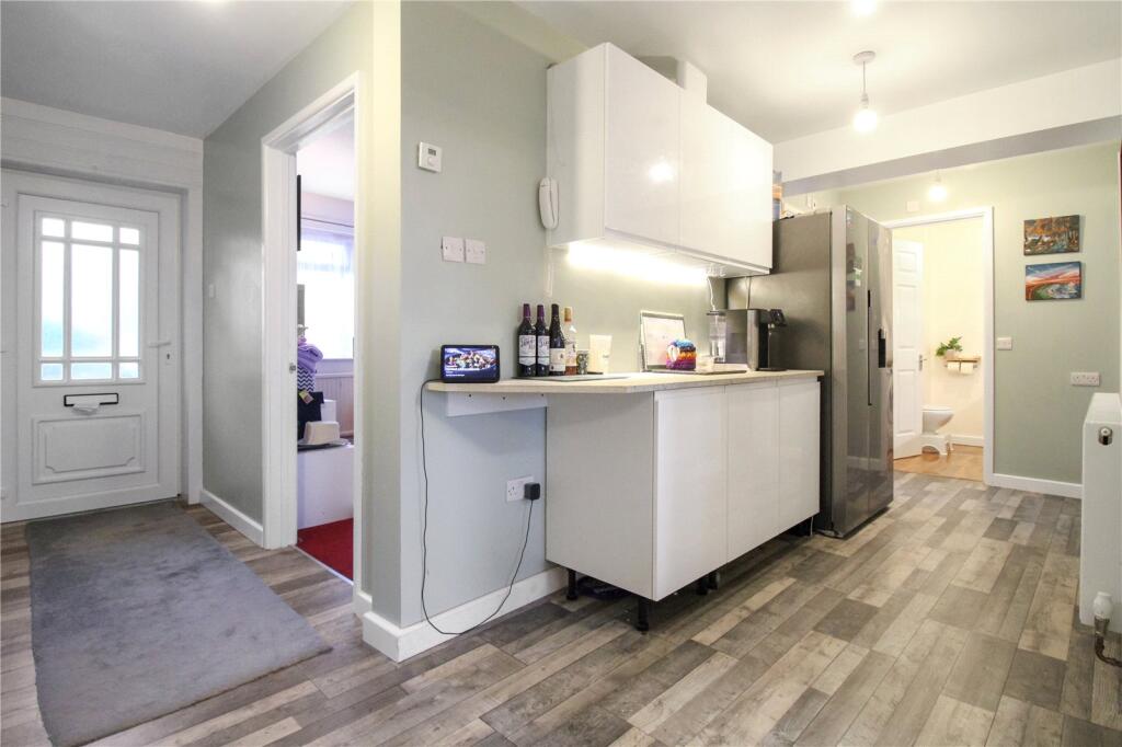 Harbour Close, Rodbourne Cheney, Swindon, SN25 photo 3