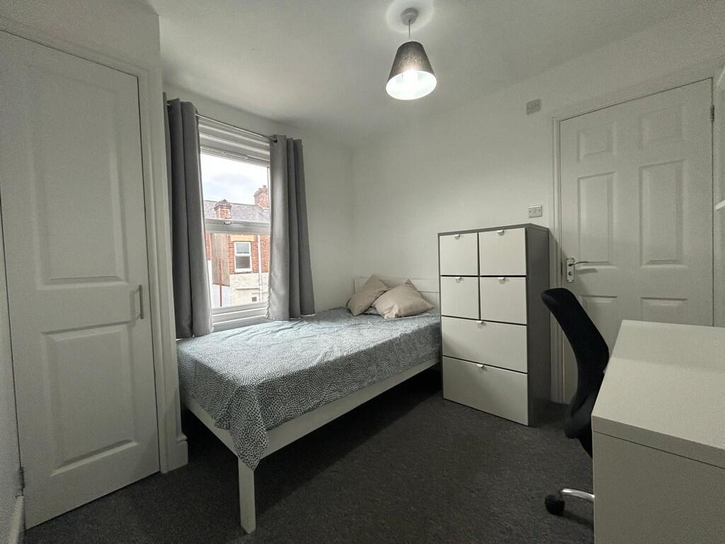 House in Exeter - View 5