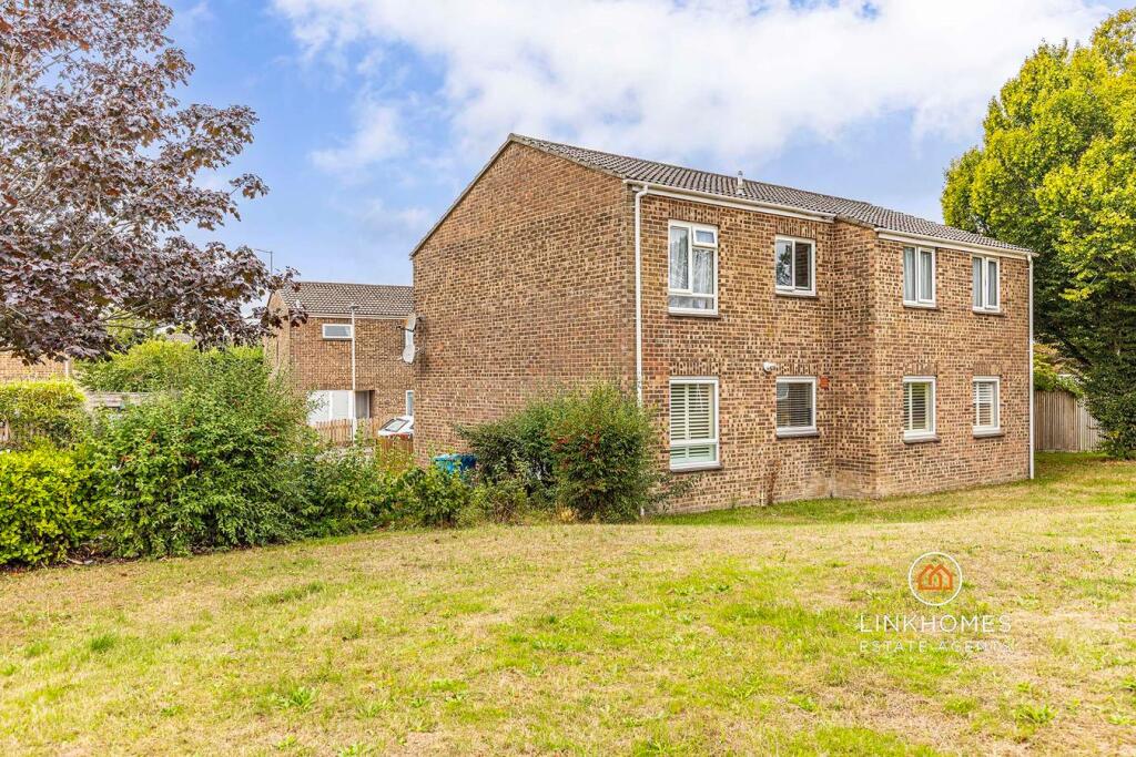 Main image of property: Knowlton Road, Poole, BH17