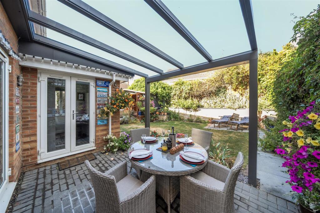 House in Northampton - View 4
